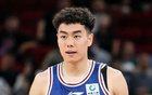 上海久事男篮核心球员五年坚守赛场，与纹身设计师喜结良缘，CBA总决赛首战狂砍16分闪耀全场