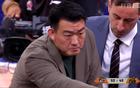 广厦男篮首战失利引热议，王博临场调整能力遭质疑，过度依赖核心球员导致局势失控，关键战役中错失良机引发球迷强烈不满