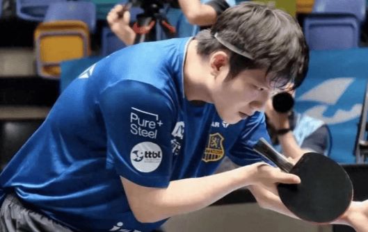 樊振东3-0横扫阿吉雷强势晋级，德甲半决赛萨尔布吕肯1-0领先对手，晋级形势一片大好